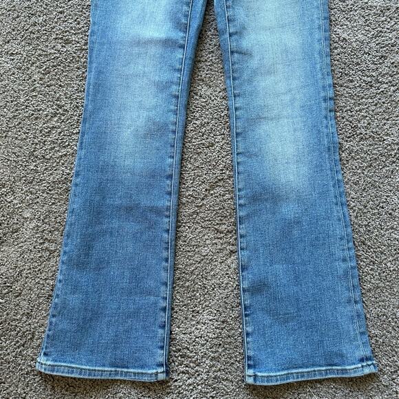 Madewell Mid-Rise Kick Out Jeans - Picture 6 of 8
